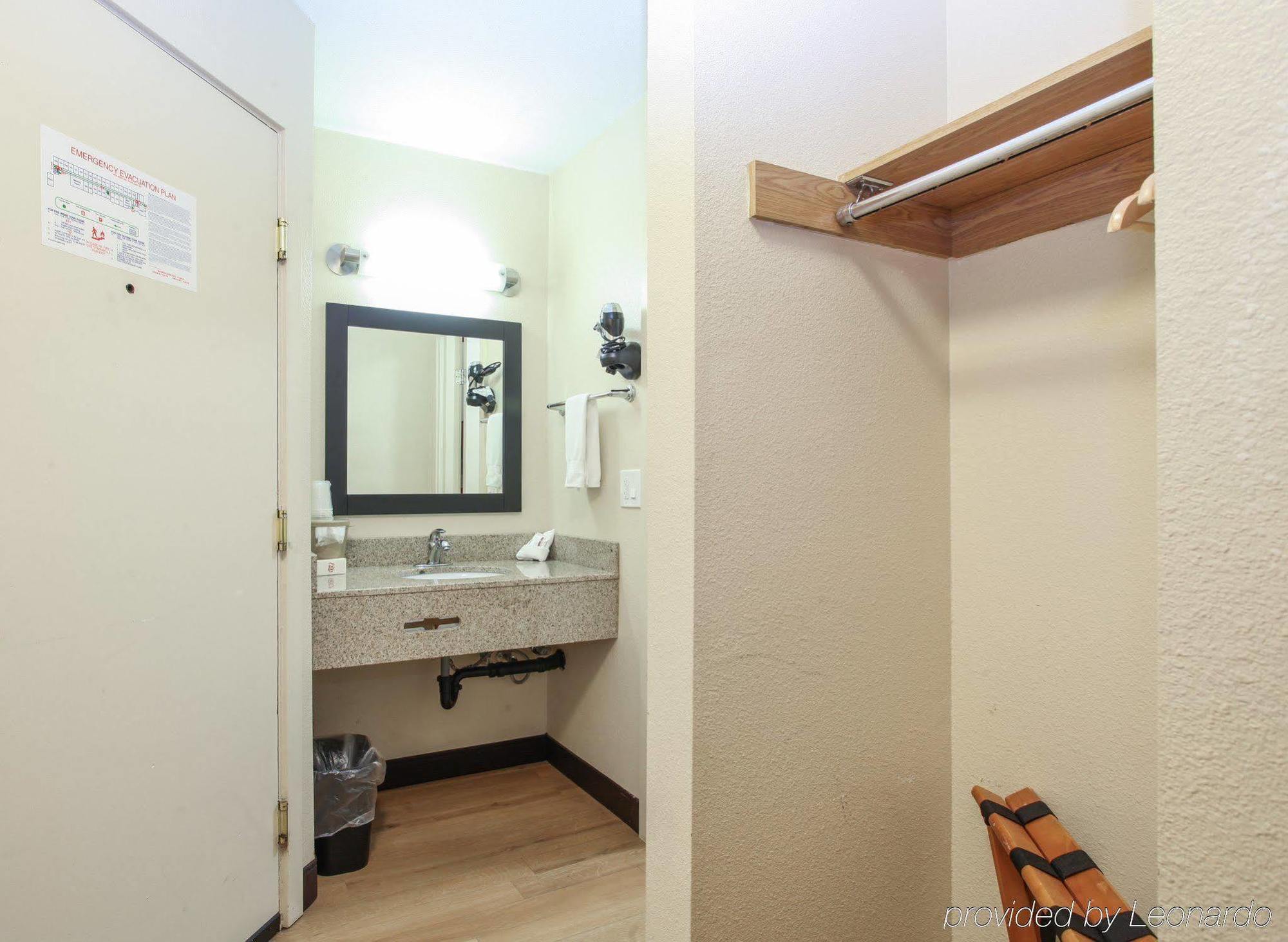 Red Roof Inn Portland Dış mekan fotoğraf